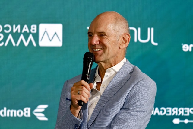 Едріан Ньюї пояснив, чому майже не ходить на збори Aston Martin