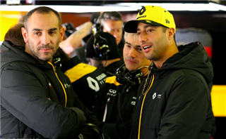 Шеф Renault: Ріккардо у нас може бути собою