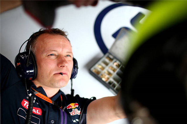 Ред Булл покинув досвідчений фахівець