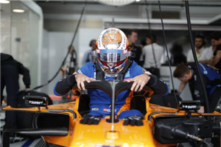 Сайнс: McLaren хоче скоротити відставання від грандів