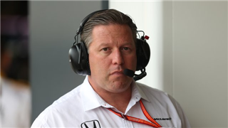 Директор McLaren: Дві топ-команди граються з вогнем