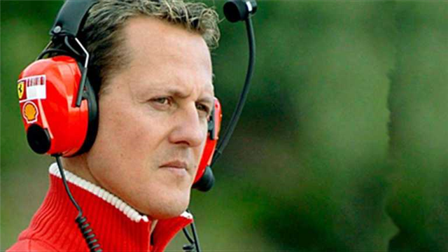 Перший подіум Ferrari в Імолі після того, як Шумахер у 2006 році змусив тіфозі шаленіти