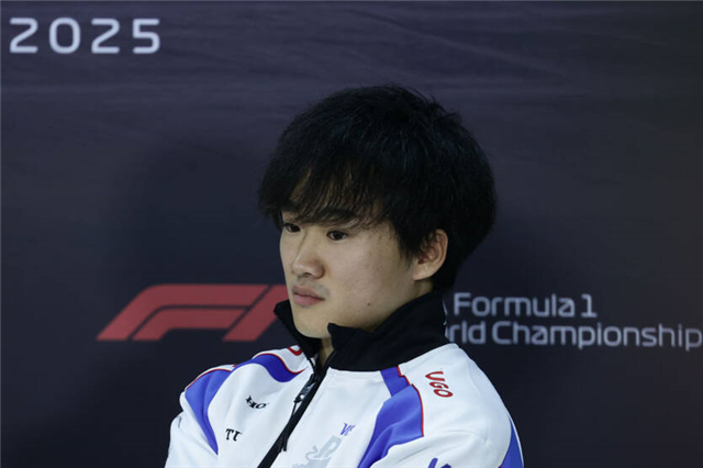 Хонда намагалася переконати Ред Булл залишити Цуноду в команді