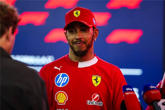 Видання розкрило деталі контракту Гамілтона