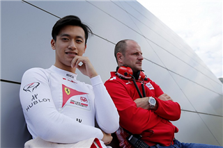  Екс-юніор Ferrari з Китаю став тест-пілотом Renault Ф1 