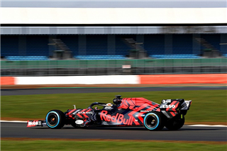 Перший заїзд на Red Bull Honda залишив Ферстаппена із посмішкою