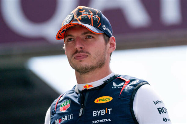 Бос Red Bull: «Ферстаппен – найжорсткіший гонщик Ф-1. Він не зміниться»