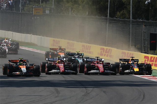 Чемпіонський камбек Норріса та що не так зі штрафами у Формулі-1