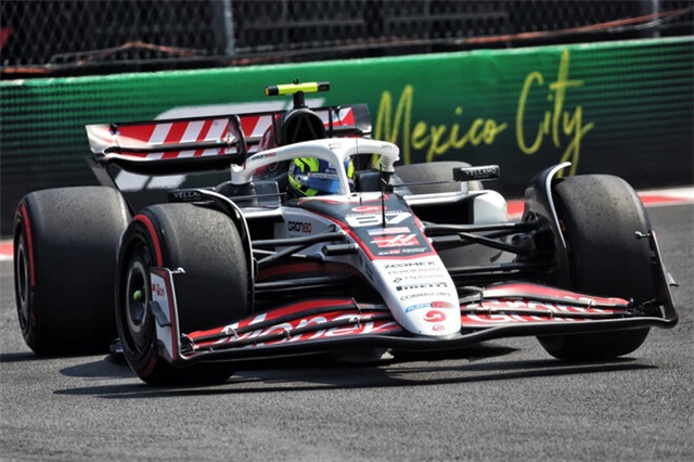 Бос аутсайдера Ф1 пояснив, як команда та новачок втратили перший подіум