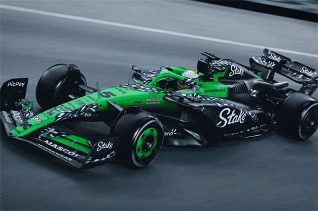 Команда Ф1 представила прощальну ліврею на Гран-прі Лас-Вегаса