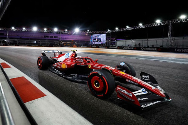 Гамілтон вперше став останнім у кваліфікації: «У мене просто немає слів»