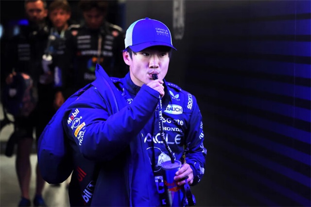 Ред Булл вибачився перед пілотом: Такого не має траплятися, але це сталося