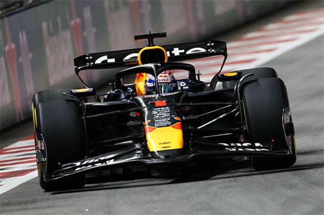 Ферстаппен виграв гонку у Лас-Вегасі, невдача Піастрі у боротьбі за титул