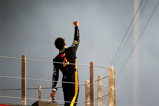 Новий чемпіон Формули-1, найкращий пілот сезону і Феррарі